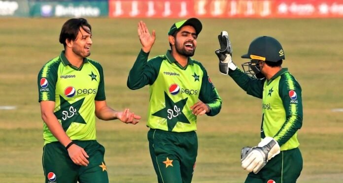 Pakistan beat South Africa in a thriller, win by 3 runs